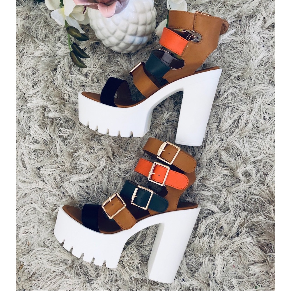 NEW ‘Raina’ Chunky Heels - Picture 3 of 11